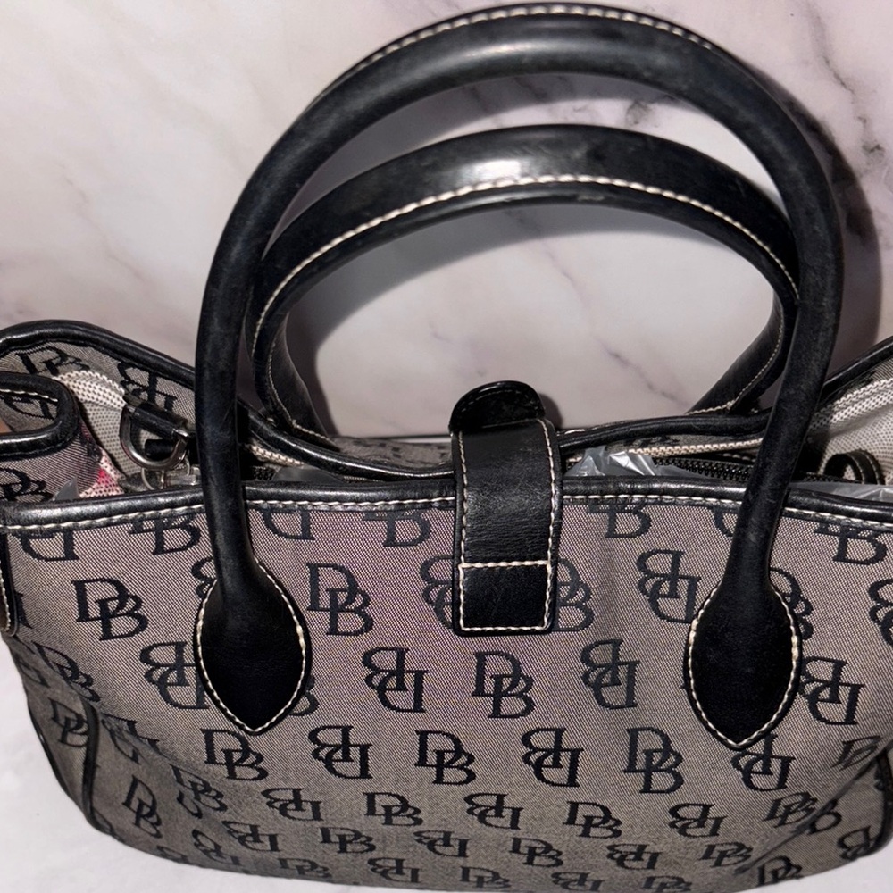Dooney & Bourke Signature Monogram Satchel Heart Toggle Closure Black Grey - Picture 4 of 14